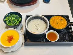 -荟廷·晶萃(陆家嘴尚悦湾店)