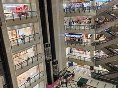 -百荣世贸商城