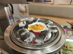 -围炉肉舍•炭烤活鳗•丹东海鲜烤肉(步行街店)