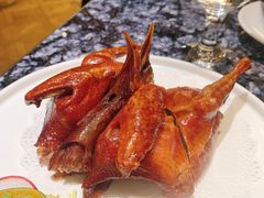 玻璃脆皮乳鸽皇-新雅(丰盛里店)
