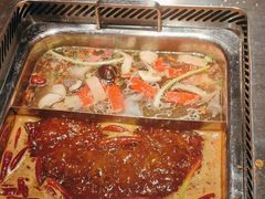 -宽来·欢聚火锅(来福士广场水景店)
