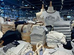 -Brandy Melville