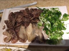 英子狗肉馆-英子补身汤(海兰路店)