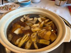-天宜隆蘑菇宴火锅(石景山旗舰店)