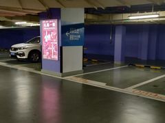 -上海来福士广场-停车场