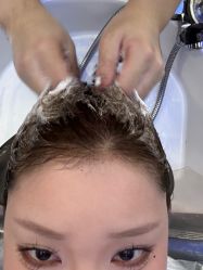 -Tloml salon
