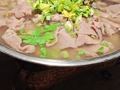 跷脚牛肉小锅-肖四女乐山跷脚牛肉(世博源店)