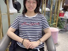 -LAQUEEN 时尚健康假发(万象城总店)