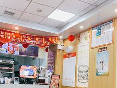大堂-华莱士·全鸡汉堡(大东海店)