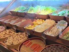 -牛YO寿喜烧·铁板烧和牛火锅自助(市府恒隆店)