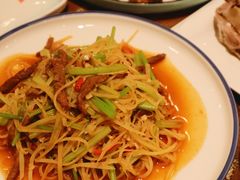 -清真·玛丽亚新疆菜主题餐厅(浙江中路店)