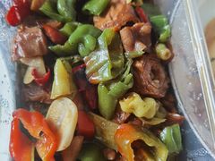 尖椒肥肠-瑜瑜饭馆