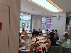 大堂-奈雪的茶(大连新玛特店)