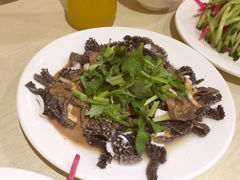 -黑八私房老北京炸酱面