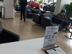 -上海宝信宝马4S店