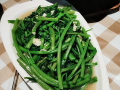 -新大咀港式茶餐厅(宝山万达店)