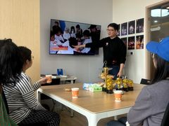 -猴有戏教育戏剧·音乐剧·主持口才·演讲朗诵辩论(环球港华师大校区)