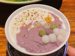 -八月美食小馆(银泰城总店)