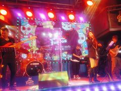 -Famous肥猫墨西哥音乐餐吧(五棵松华熙LIVE店)