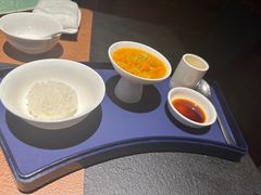 秃黄油烧麦配清口柠檬汁-成隆行·蟹王府(九江路店)