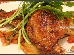 传说中的香酥鸭腿-榖屋house of flour(张江首店)