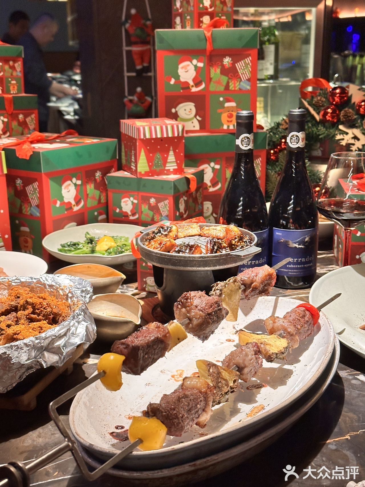 北京三里屯！圣诞氛围遥遥领先...