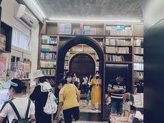 -晓风书屋(大学路店)