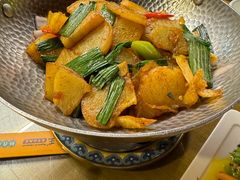 -隔壁老王·家常云南菜(花巷店)