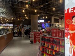 -YONEX苗江运动城(源深店)