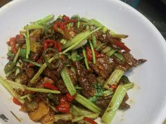 -富正毅三下锅(体育馆店)