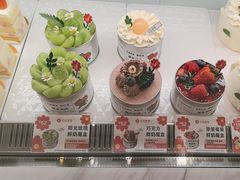 -花花卷卷·鲜食蛋糕(泉屋店)