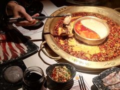 特色牛油锅-哥老官重庆美蛙鱼头(龙湖杭州金沙天街店)