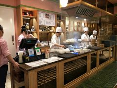 -大食代美食广场(上海中心店)