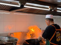 -辣螃铠盆盆蟹大排档(海昌店)