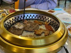 -布罗城堡自助烧烤(鸿通城购物中心店)