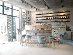 -光海书局(南京东路第一百货店)