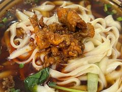 -铁蛋鸡汤刀削面(草滩六路店)