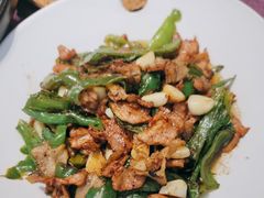 农家小炒肉-良厨本味· 老坛剁椒鱼头(深南腾讯店)