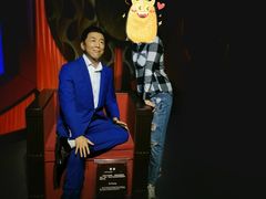 -金石蜡像馆