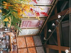 -玛格萝妮(汇智国际商业中心店)