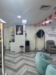-米娜护肤造型