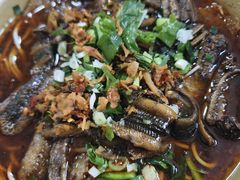 -铭记嘎洒生态鳝鱼(迎春街店)