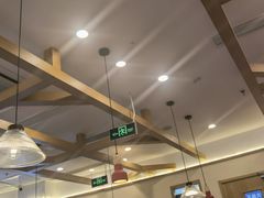 大堂-煲仔皇腊味煲仔饭(经四万达店)