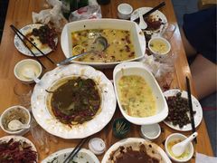 -乌镇那一年小院主题餐厅(甘泉西路店)