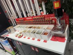 -宏姐串串香(宏伟路店)