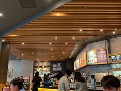 -星巴克臻选(周浦万达店)