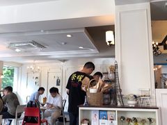 -Cafe de Paris(林荫路店)