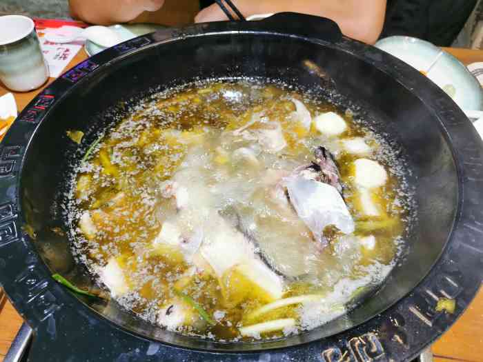 尚鱼主题餐厅(九江农工商总店)-"尚鱼这家餐厅位于农工商超市旁边