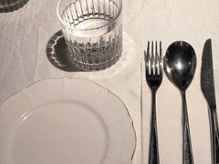 -LESCEDARS Brasserie Bistro香柏树