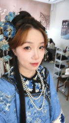 -一揽芳华汉服旗袍体验馆(拙政园店)